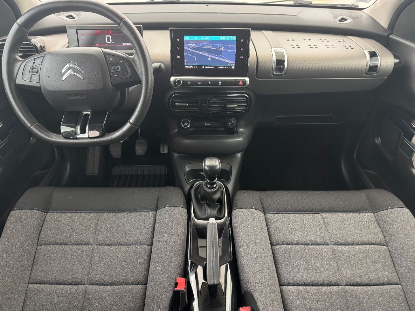 CITROEN C4 CACTUS - 1.5 BlueHDi 100 SHINE BUSINESS