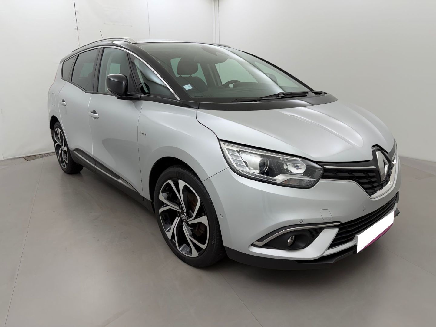 RENAULT GRAND SCENIC IV - 1.7 Blue dCi 120 Business Intens 7PL