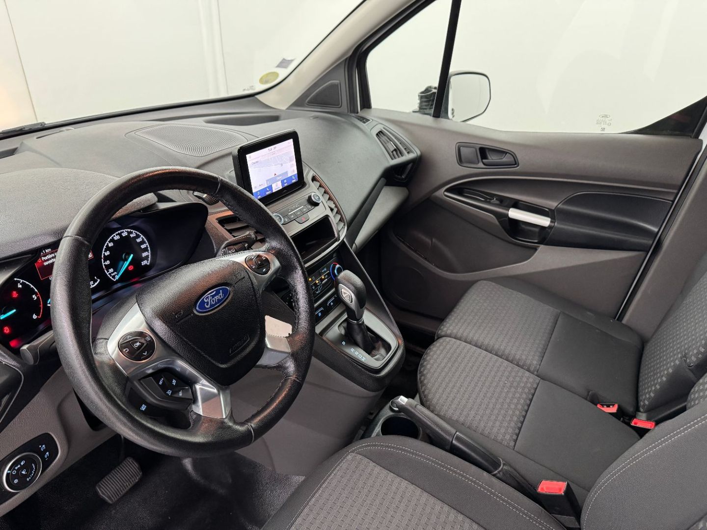 FORD TRANSIT CONNECT FGN - L1 1.5 ECOBLUE 100 TREND BVA8 3 PL