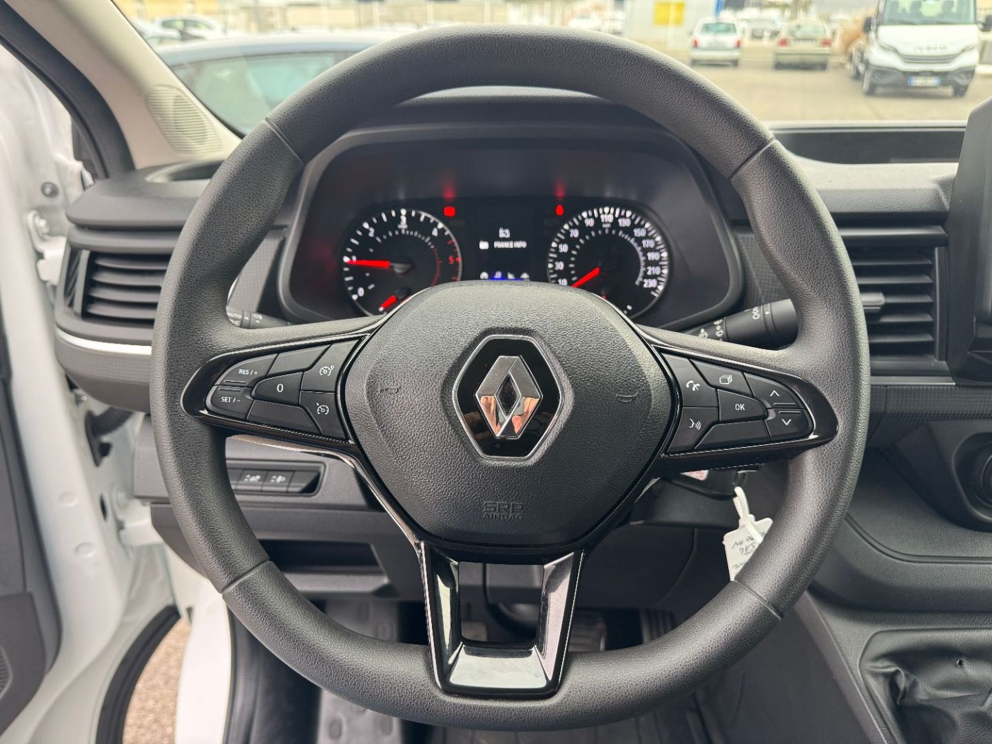RENAULT TRAFIC FOURGON - L2H1 2.0 BLUE DCI 130 GRAND CONFORT 3PL