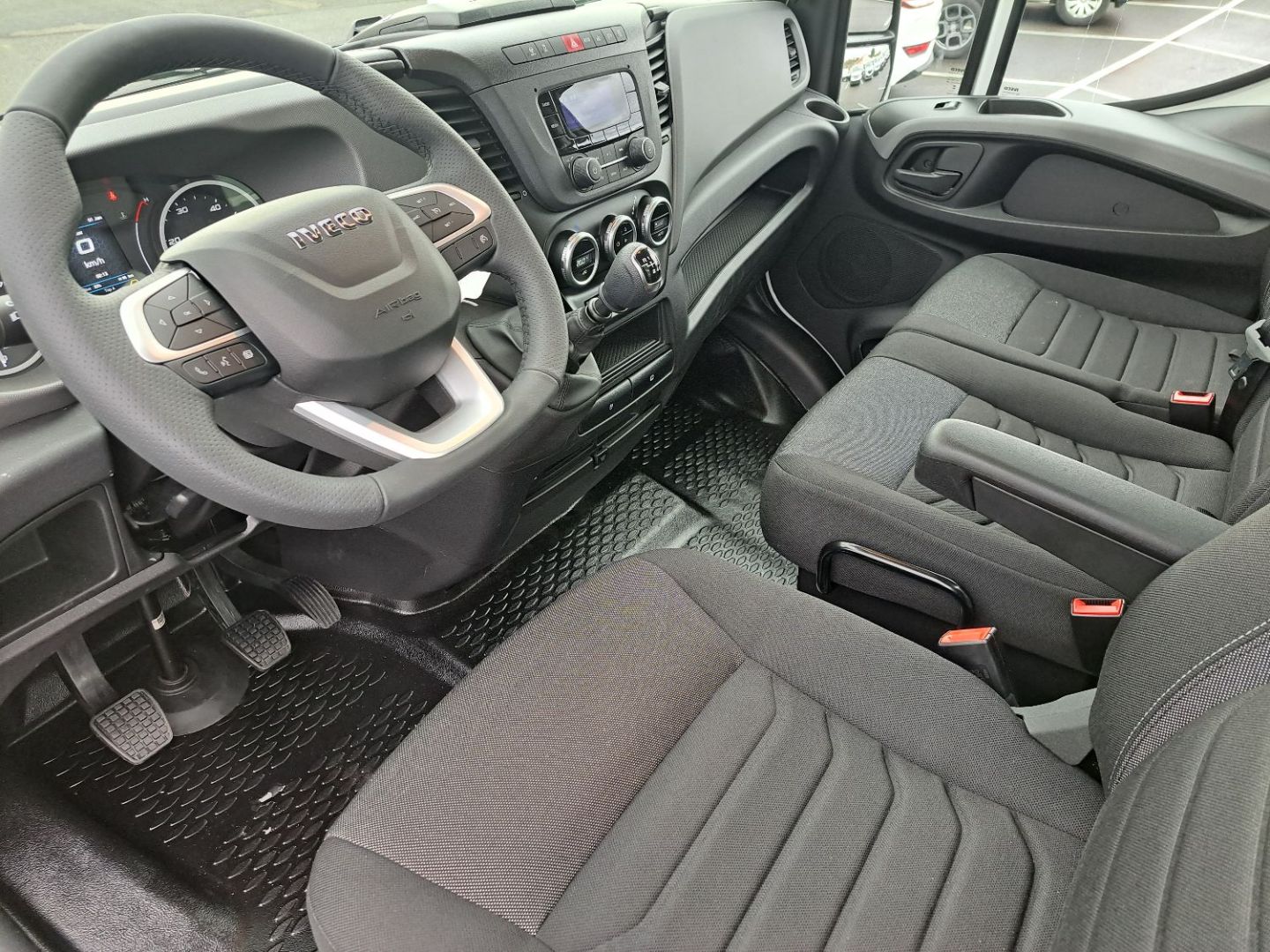 IVECO DAILY - 35C18 BENNE 180CV 3L