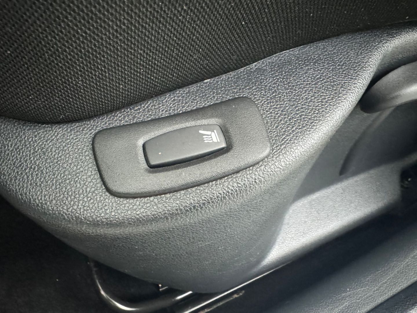 RENAULT CLIO IV ESTATE - Estate 0.9 TCe 90 zen