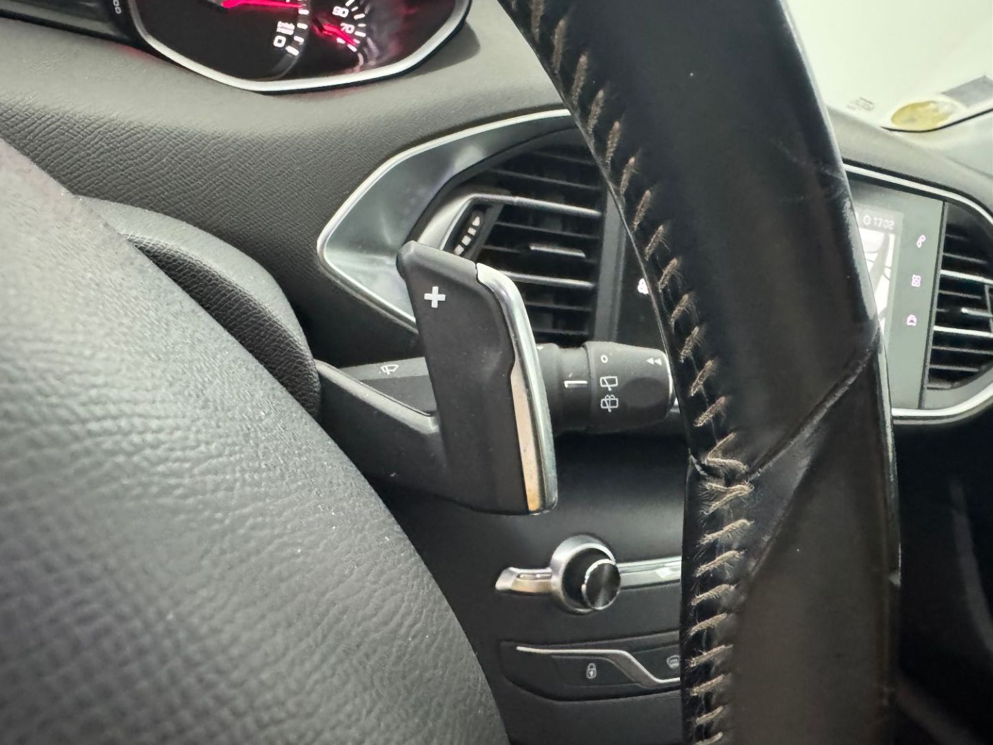 PEUGEOT 308 - 1.5 BlueHDi 130 Allure EAT8