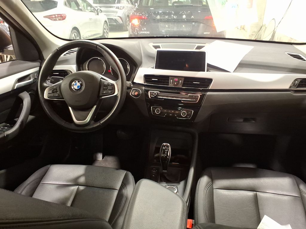 BMW X1 - sDrive 18i 136 Lounge BVA