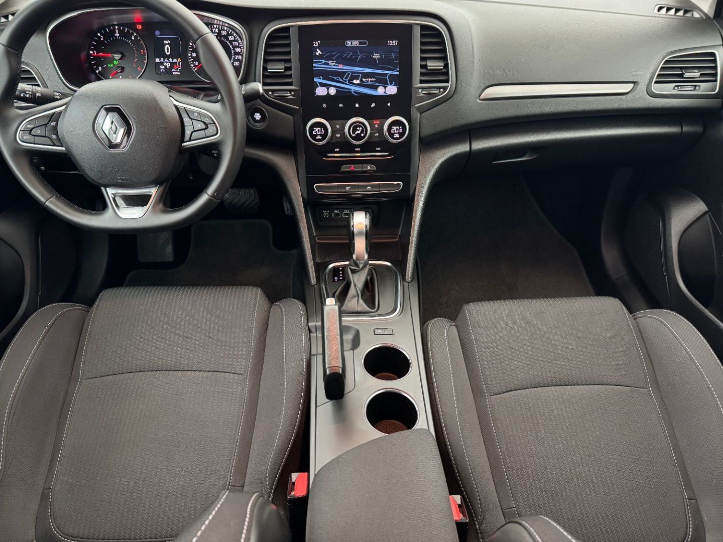 RENAULT MEGANE IV ESTATE - ESTATE 1.5 Blue dCi 115 BUSINESS EDC