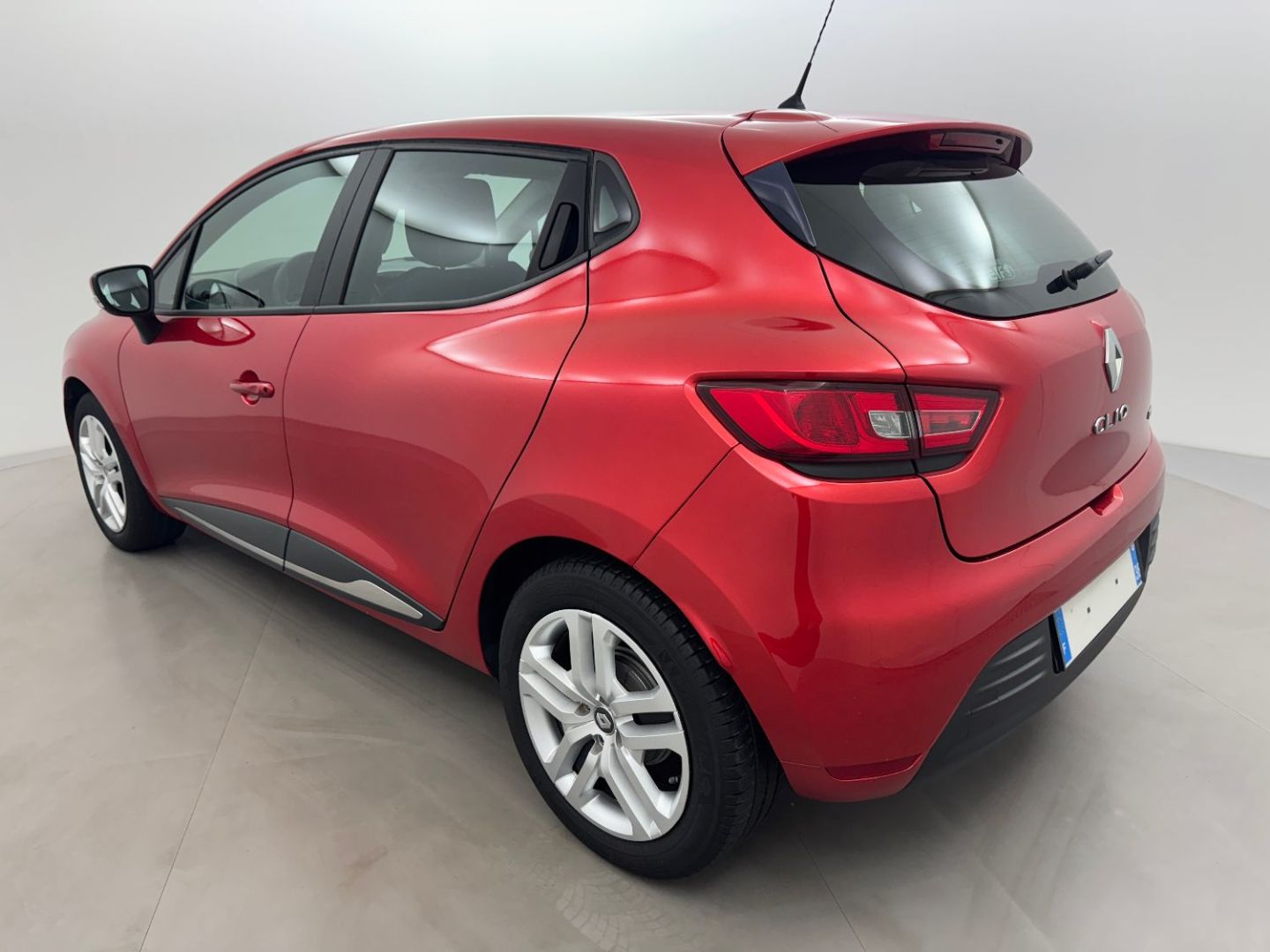 RENAULT CLIO IV - 0.9 TCe 90 Zen