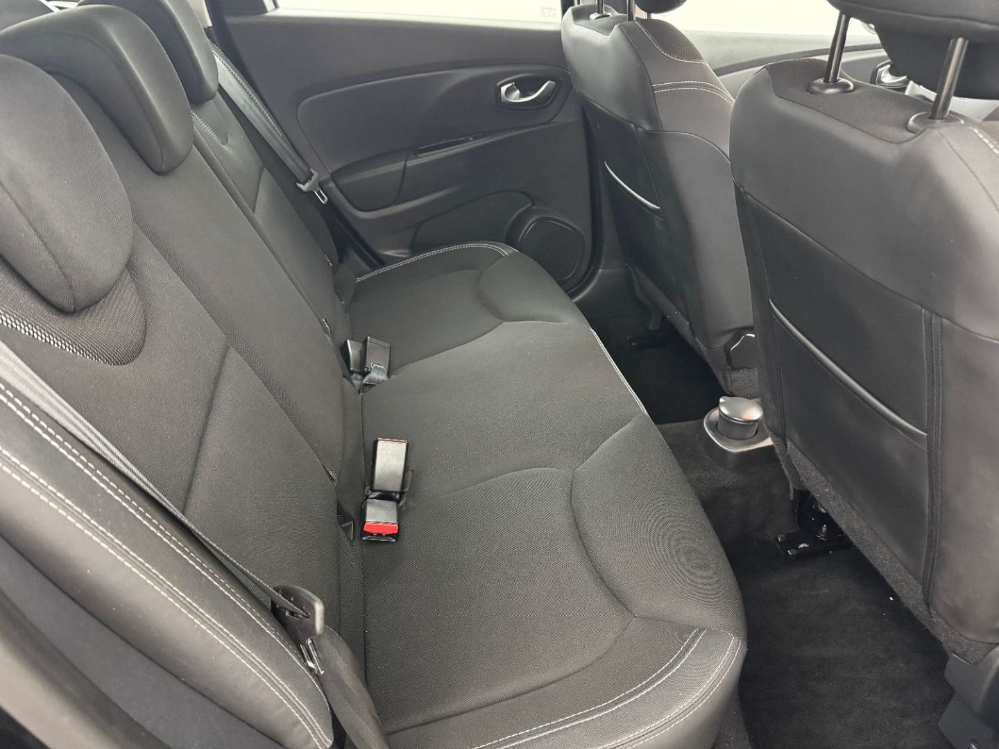 RENAULT CLIO IV ESTATE - Estate 0.9 TCe 90 Zen
