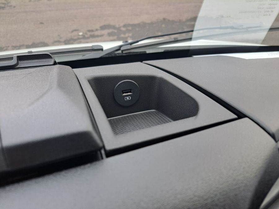 IVECO DAILY FRIGORIFIQUE - 35S18 A8 180CV 3L FOURGON L4H2 11.7M3