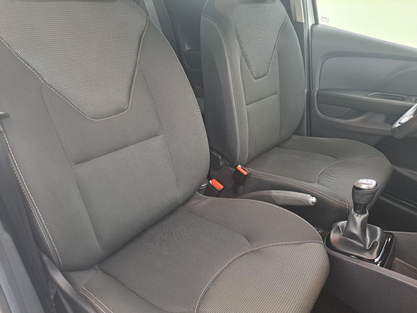 RENAULT CLIO IV ESTATE - ESTATE 0.9 TCe 90 ZEN
