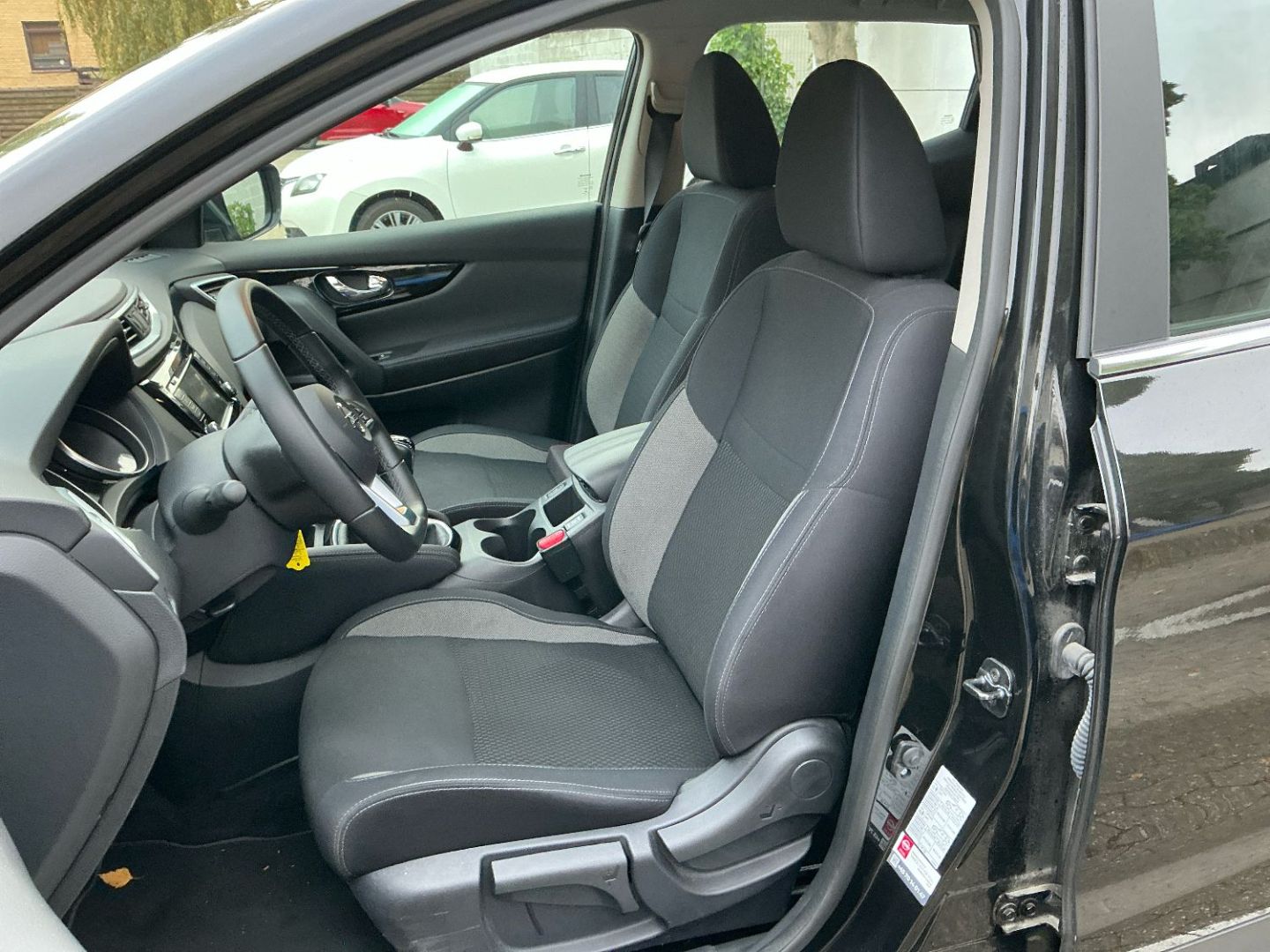 NISSAN QASHQAI - 1.3 DIG-T 140 Acenta