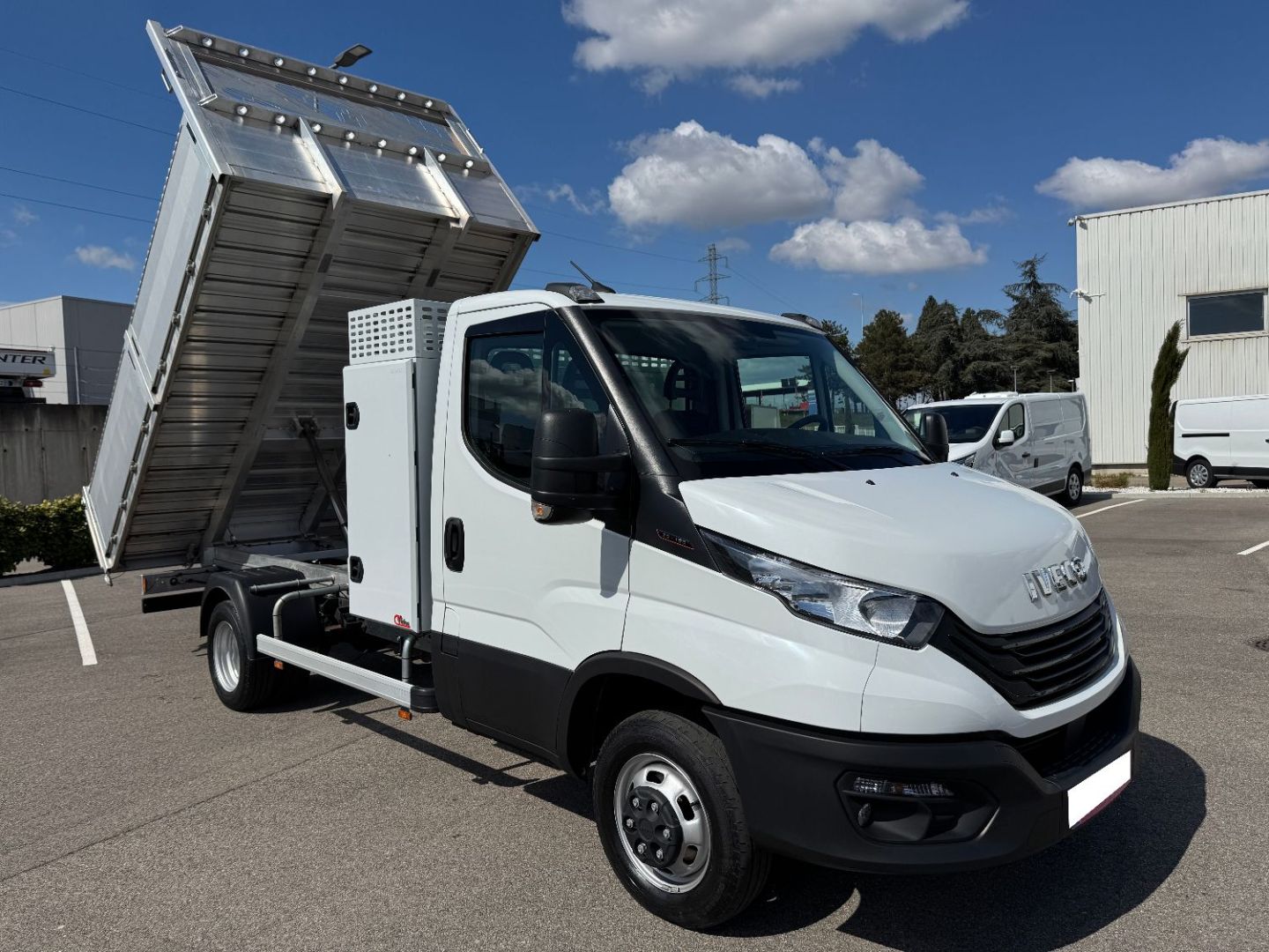 IVECO DAILY BENNE - 35C18 180CV 3L ALUMINIUM 3M50