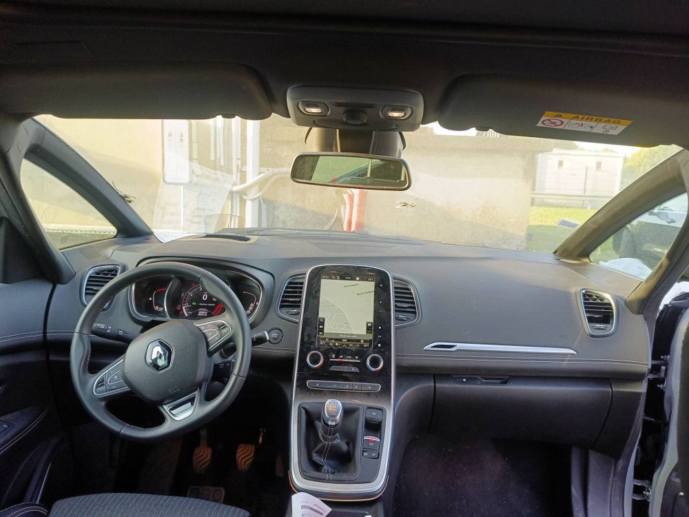 RENAULT GRAND SCENIC IV - 1.3 TCe 140 Techno 7PL