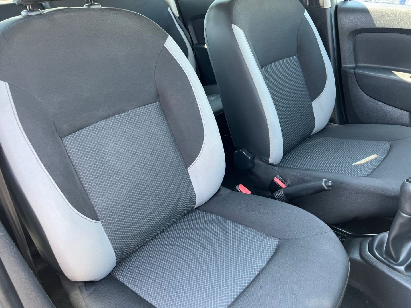 DACIA SANDERO - 1.2 75 AMBIANCE