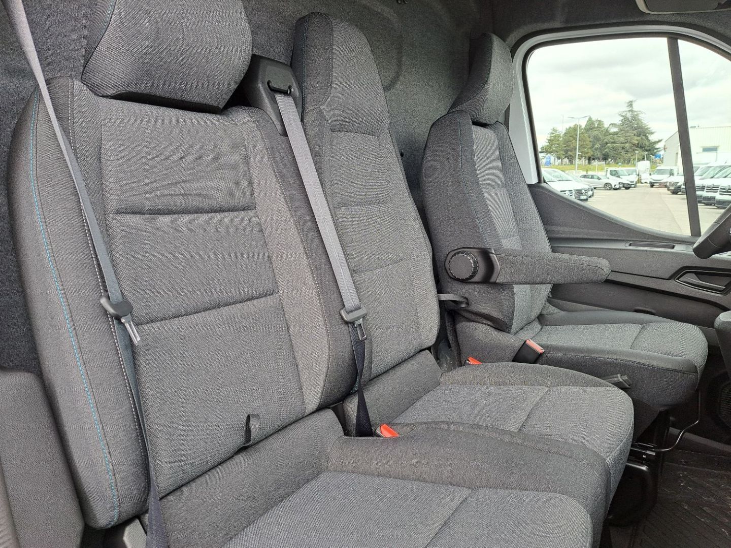 RENAULT MASTER VAN - TRAC 3T5 L2H2 BLUE DCI 170 AUTO