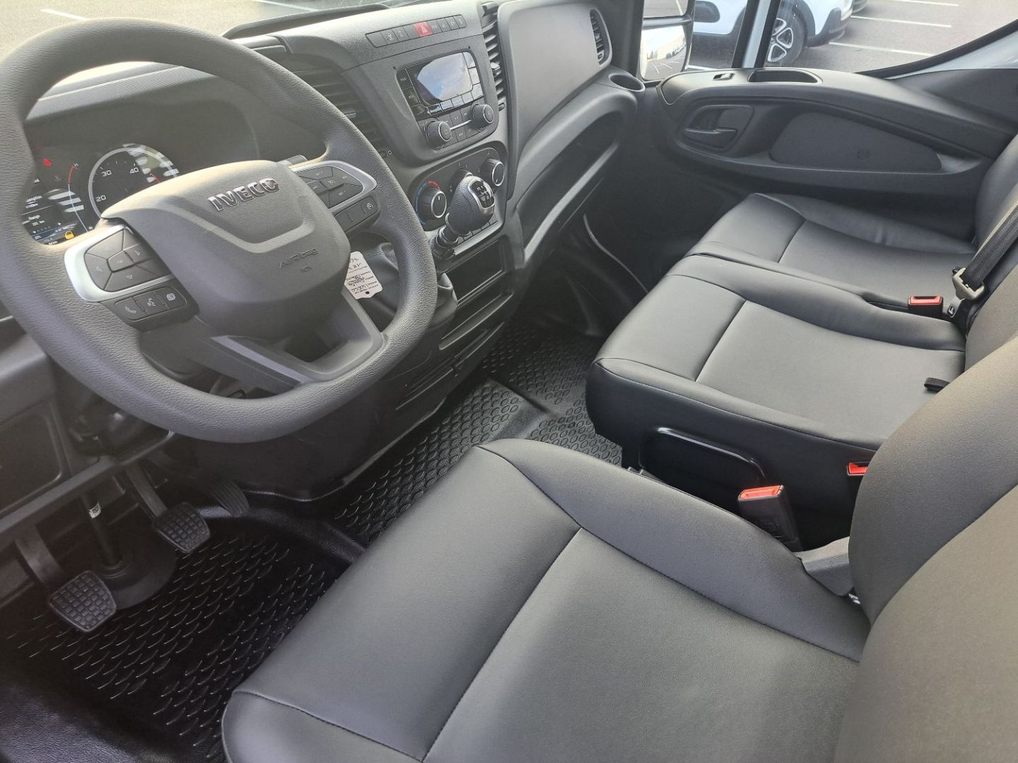 IVECO DAILY PLATEAU - 35C16 160CV 3L PLANCHER BOIS 4M