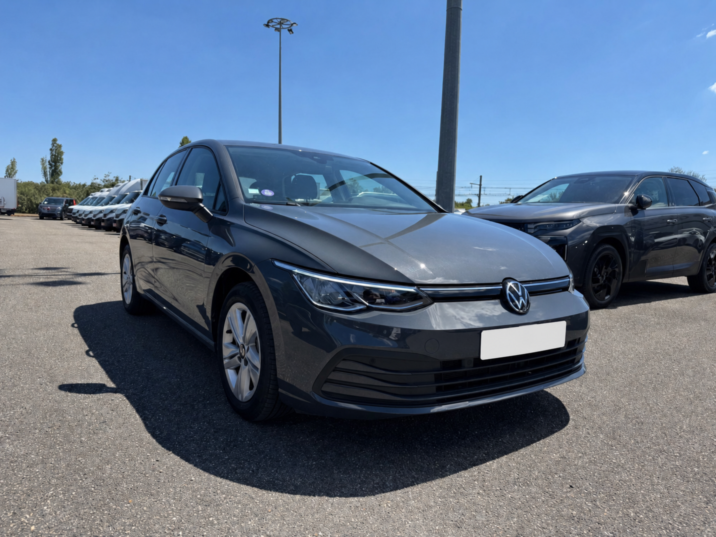 VOLKSWAGEN GOLF - 1.0 eTSI 110 Life Business DSG7