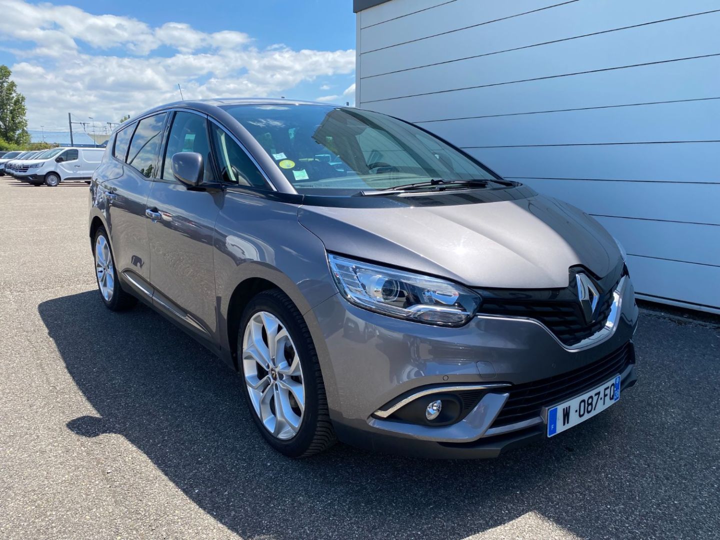 RENAULT GRAND SCENIC IV - 1.7 BLUE DCI 120 BUSINESS EDC 7PL