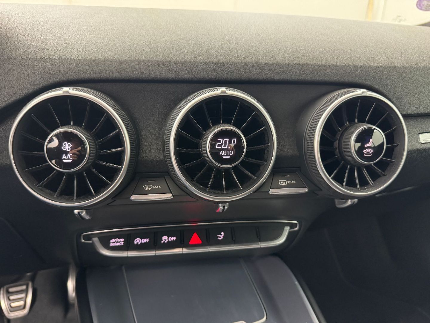 AUDI TT COUPE - 1.8 TFSI 180 S line