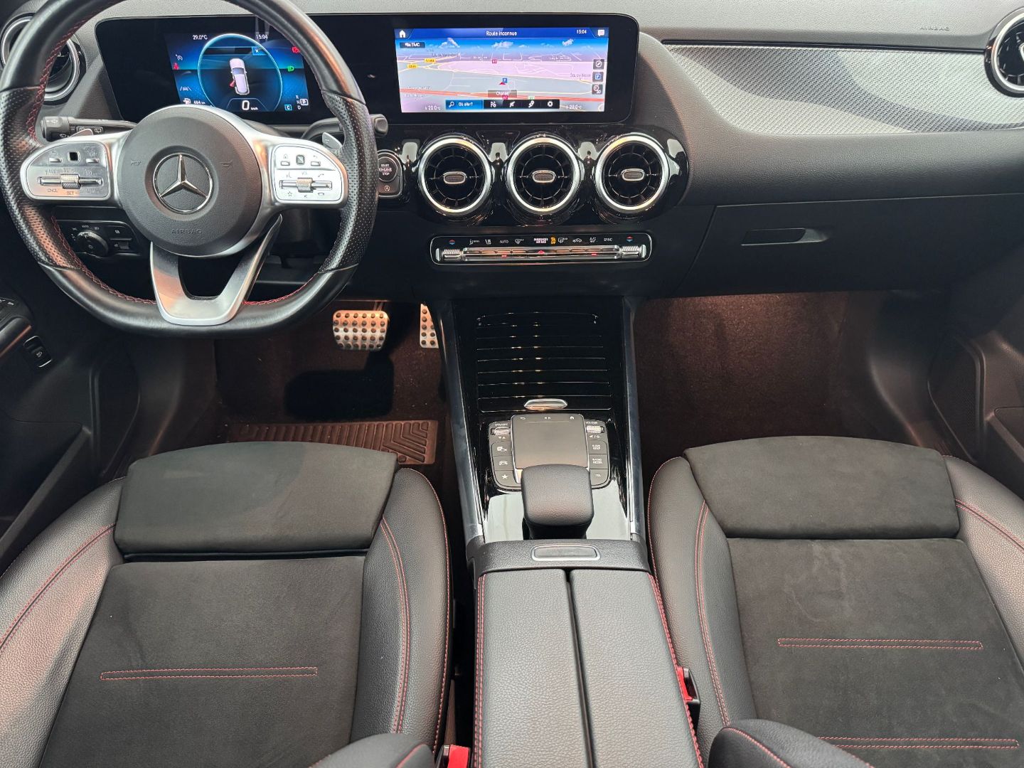 MERCEDES-BENZ GLA - 200 d AMG Line 8G-DCT