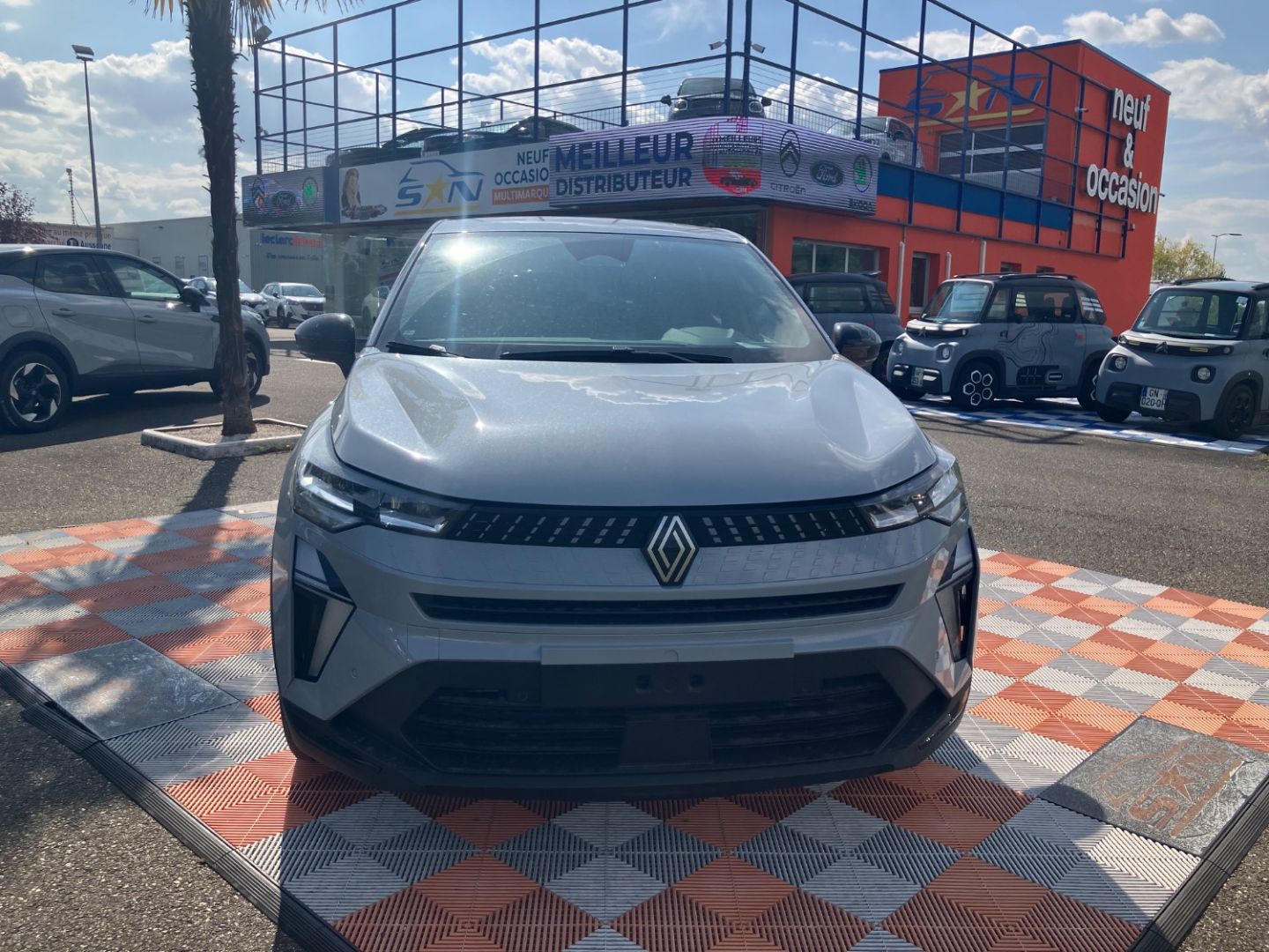 RENAULT CAPTUR - MILD HYBRID 140 BV6 TECHNO GPS CAMÉRA JA 18" (2025)