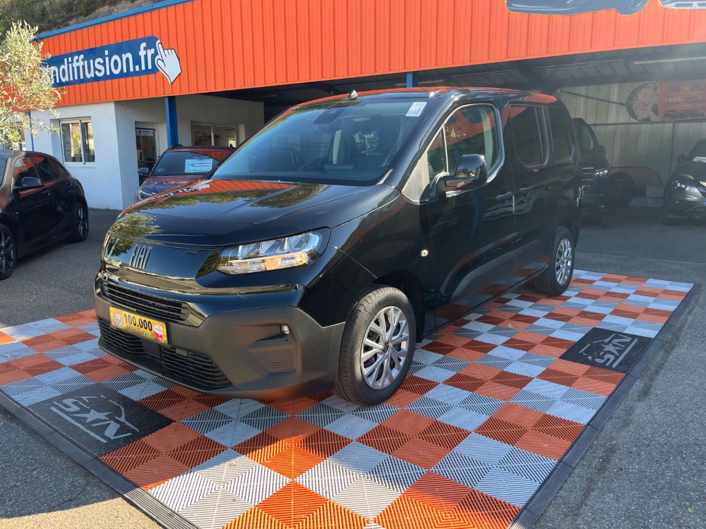 FIAT DOBLO COMBI - 1.5 BLUEHDI 100 BV6 5 PLACES N-1 ECRAN CLIM AUTO (2025)