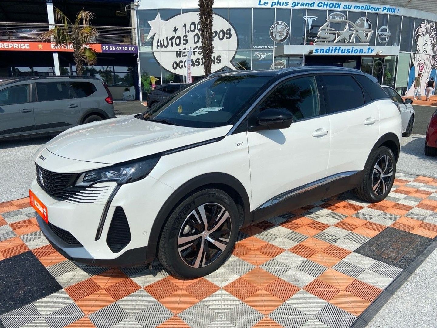 PEUGEOT 3008 - BLUEHDI 130 EAT8 GT (2023)