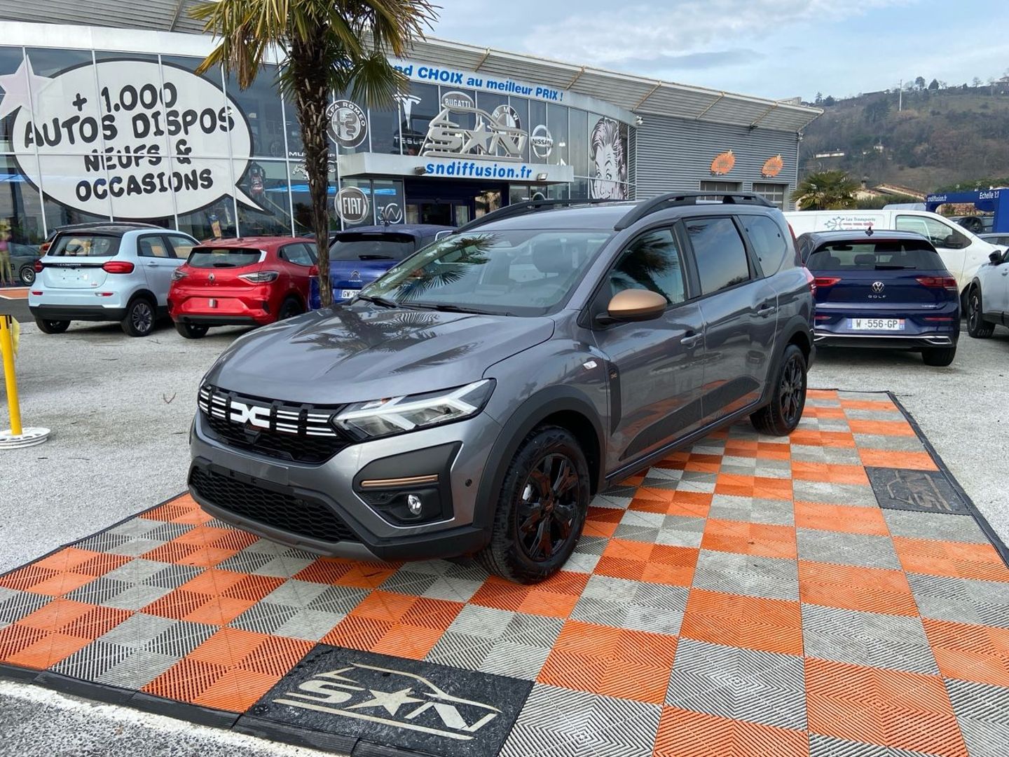 DACIA JOGGER - ECO-G 100 SL EXTREME + PACK NAVIGATION & CONFORT 7PL (2025)