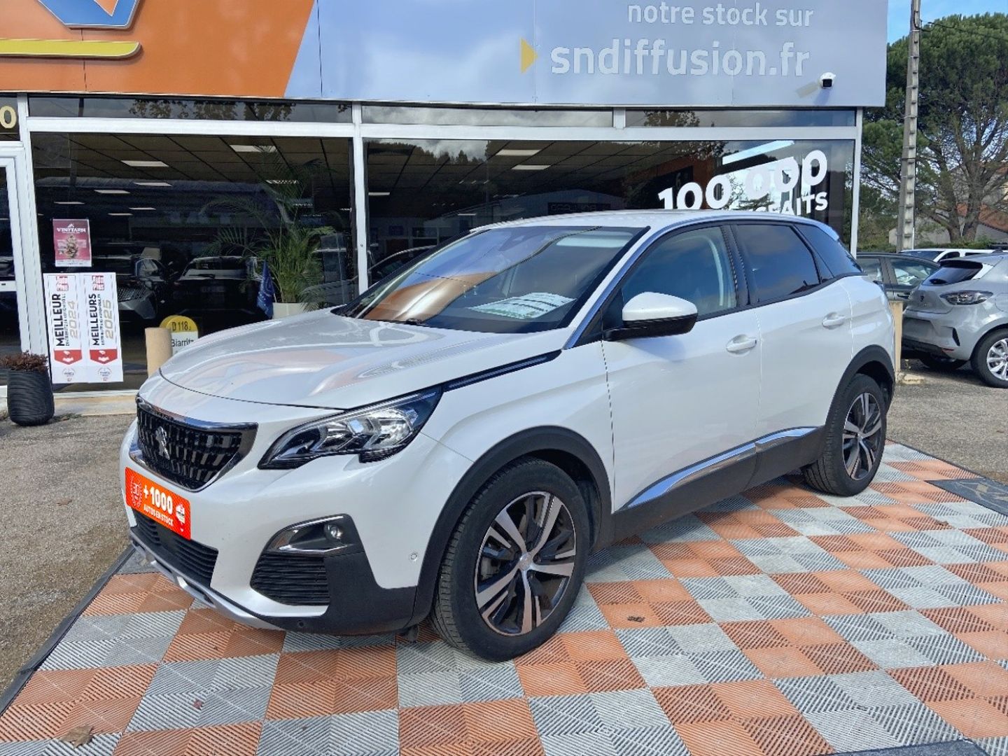 PEUGEOT 3008 - 1.5 BLUEHDI 130 ALLURE (2018)