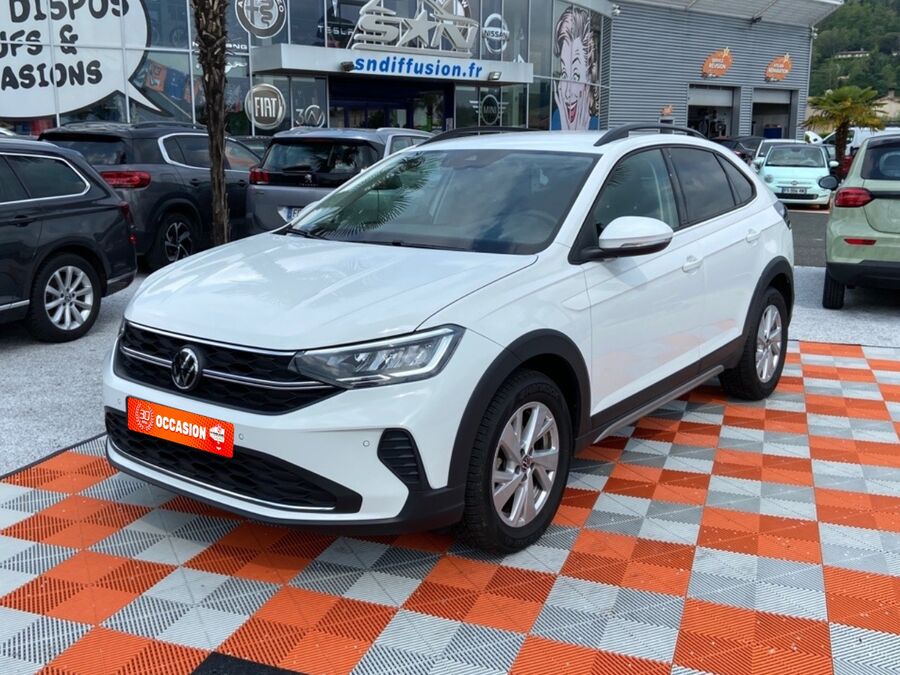 VOLKSWAGEN TAIGO - 1.0 TSI 110 DSG7 LIFE GPS RADARS VITRES AR SURTEINTÉES (2022)