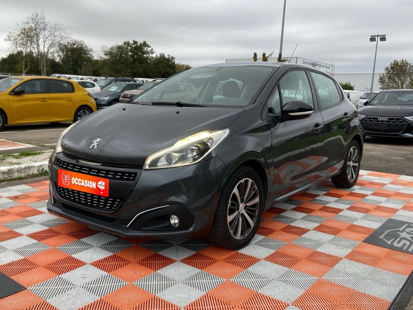 PEUGEOT 208 1.2 PureTech 82 ALLURE TOIT PANORAMIQUE