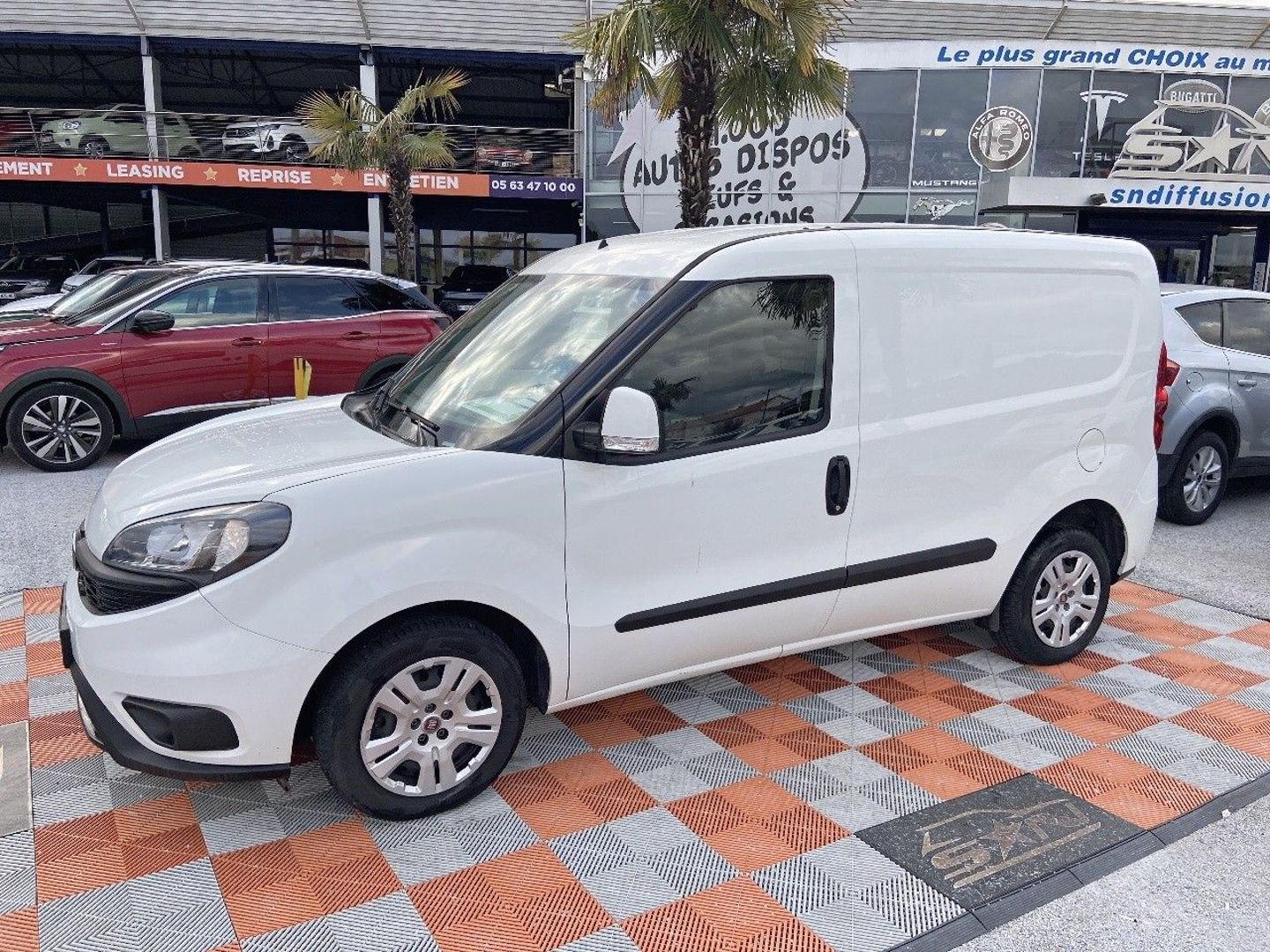 FIAT DOBLO CARGO - 1.6 D MULTIJET 105 PACK PRO 3PL (2022)