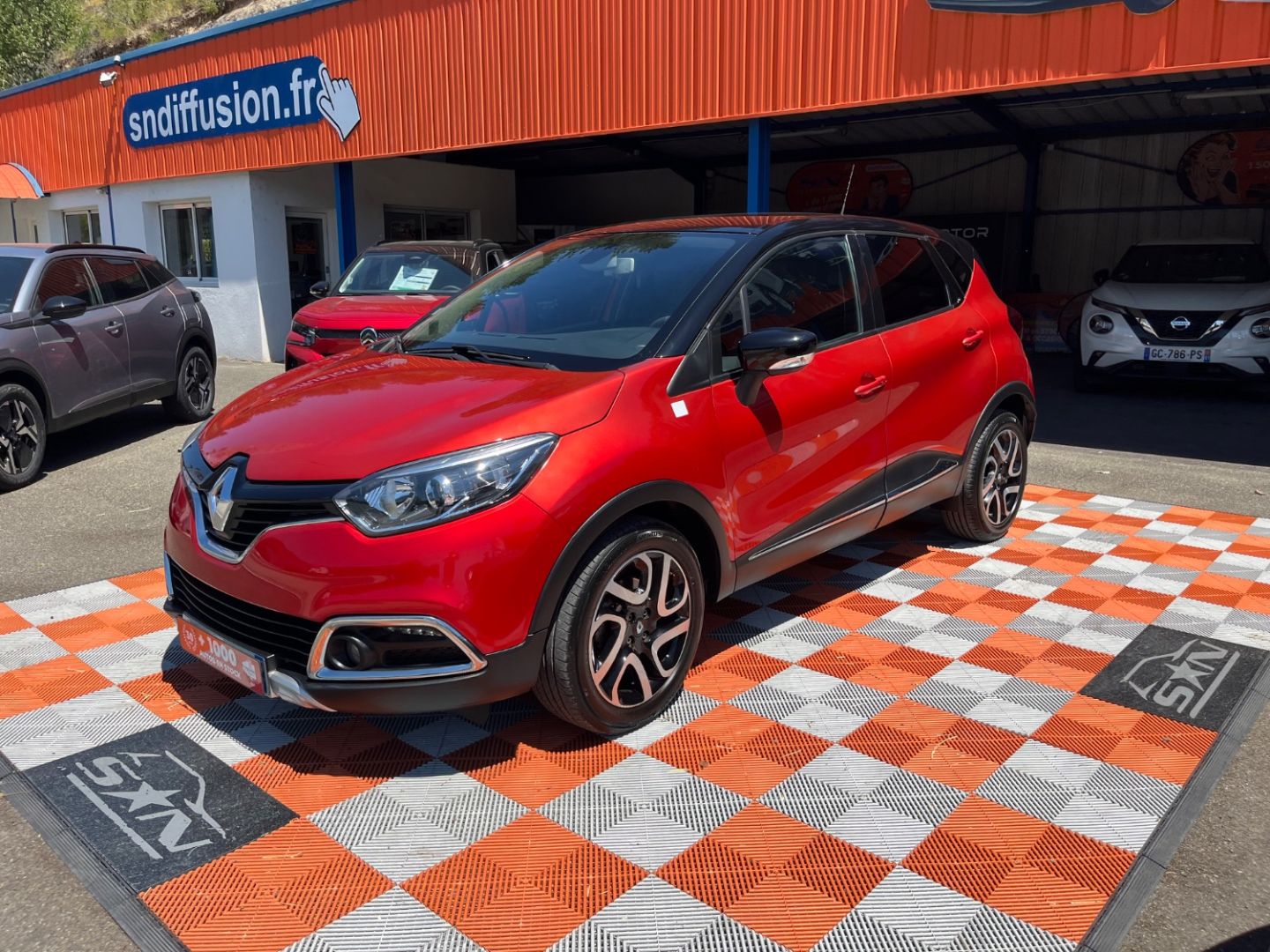RENAULT CAPTUR 1.5 DCI 90 HELLY HANSEN