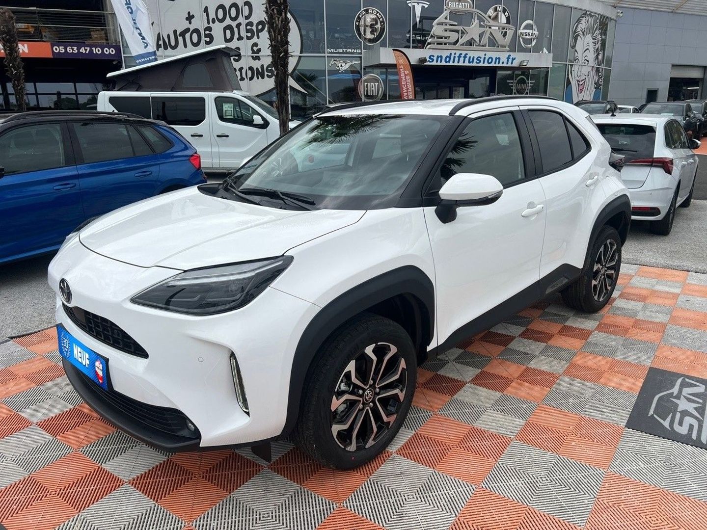 TOYOTA YARIS CROSS - 1.5 HYBRIDE 130 2WD DESIGN BUSINESS (2026)