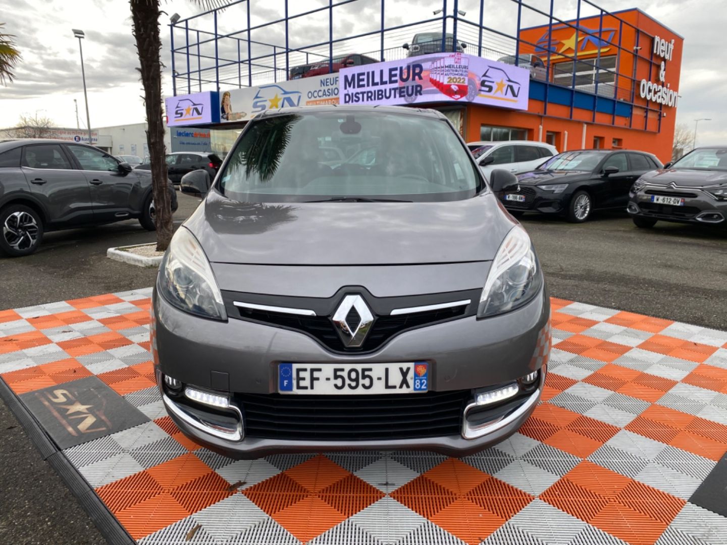 RENAULT SCENIC III 1.6 DCI 130 BV6 BOSE Toit Ouvrant Attelage