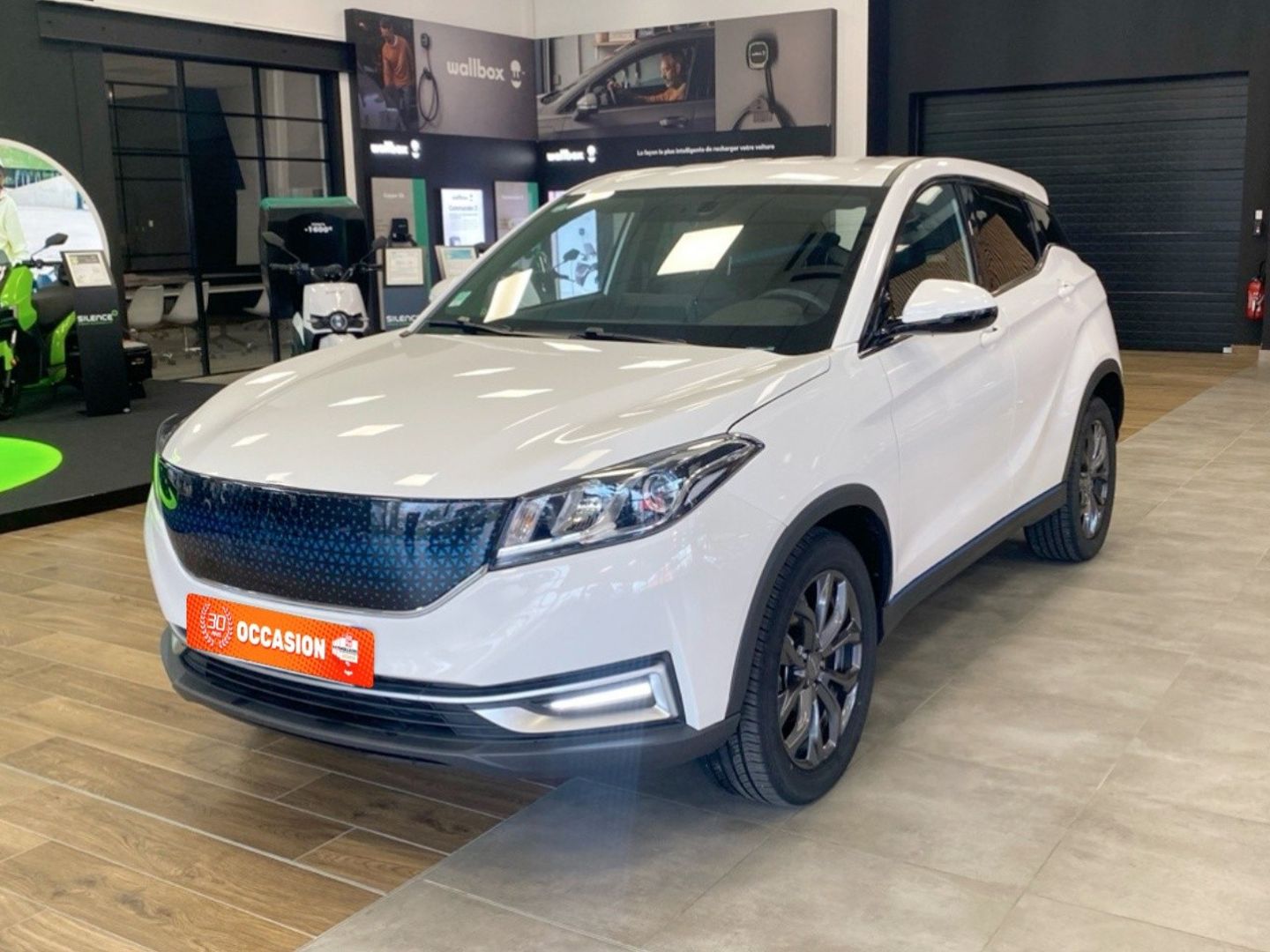 SERES 3 CONFORT 120kW (163ch) GPS Caméra JA 18