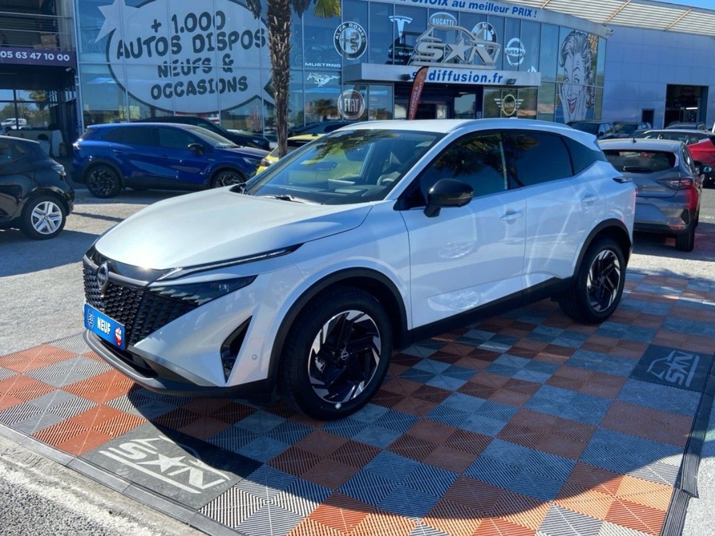 NISSAN QASHQAI - NEW E -POWER 205 N-CONNECTA PACK CONFORT & HIVER BARRES (2025)