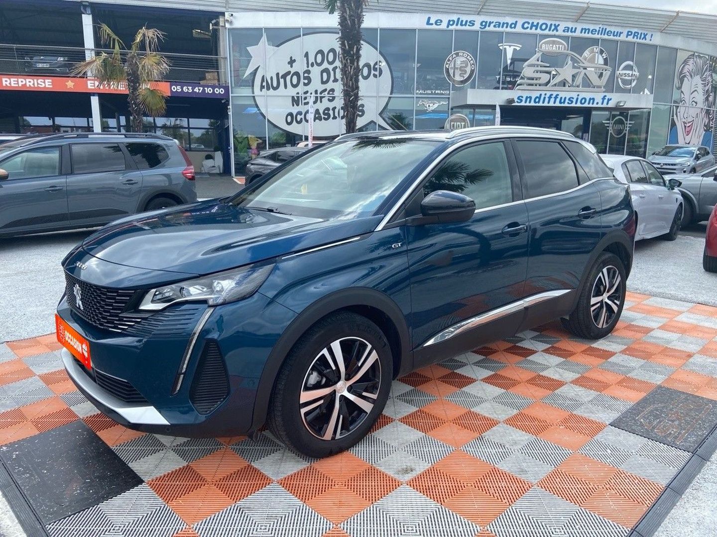 PEUGEOT 3008 - BLUEHDI 130 EAT8 GT (2023)