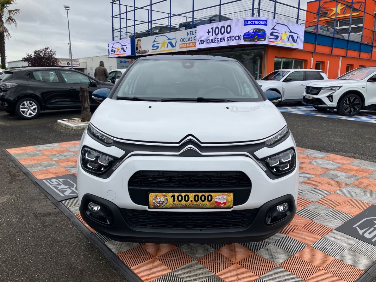 CITROEN C3 - PURETECH 83 SHINE PACK GPS CAMÉRA ADML (2023)
