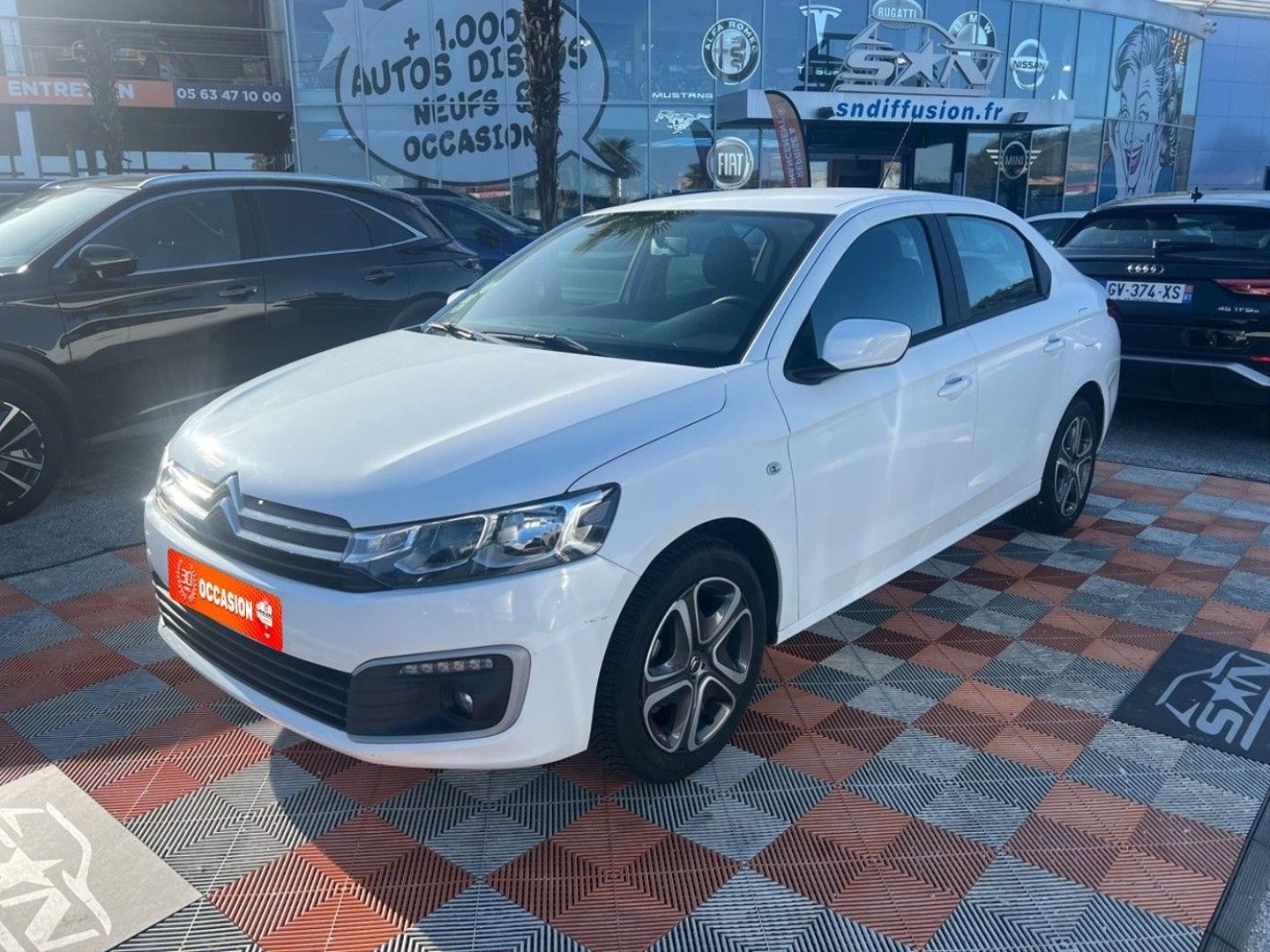CITROEN C-ELYSEE 1.2 VTi 12V 82 CONFORT Clim auto