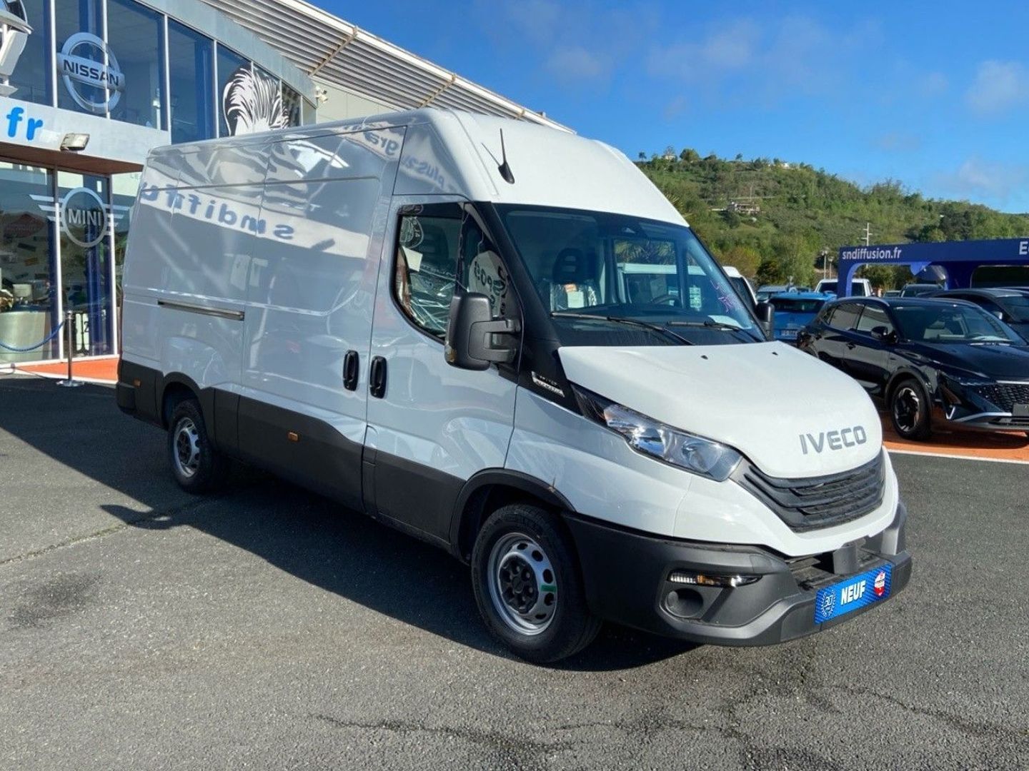IVECO DAILY 35S FOURGON - 35S16 2.3 12m3 156 BV6 Clim Caméra Regul 33300HT