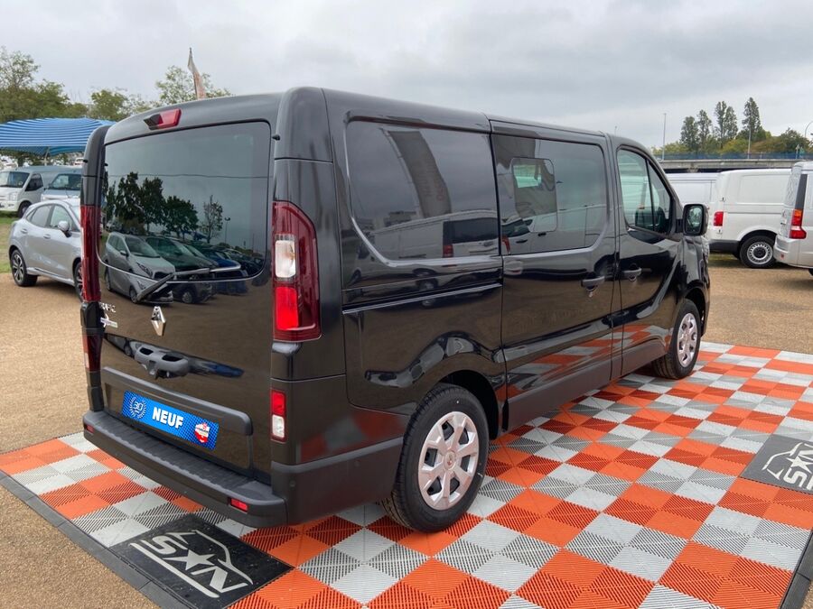 Annonce Renault trafic bv6 fourgon l1h1 2.0 dci 130 antilope van flex 3  2023 DIESEL occasion - Carcassonne - Aude 11