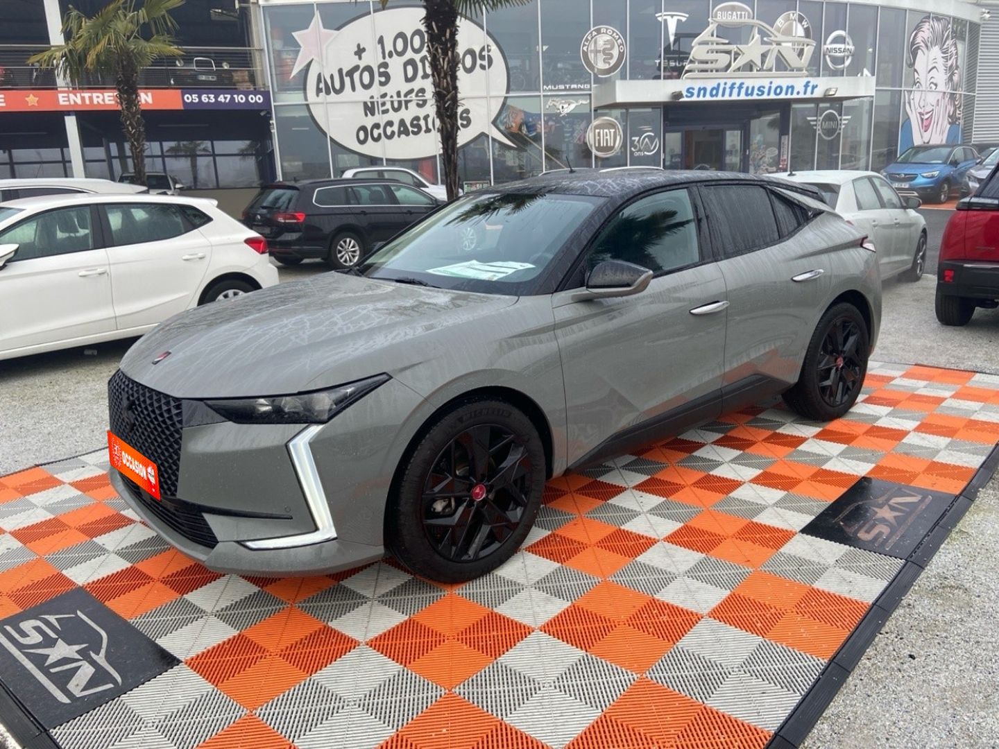 DS DS4 - PureTech 130 EAT8 PERFORMANCE LINE Caméra Hayon
