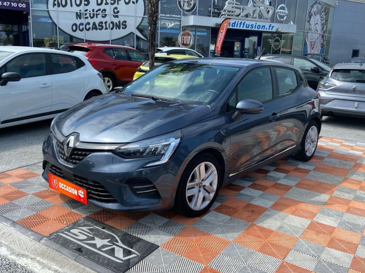 RENAULT CLIO - E-TECH 140 BUSINESS (2021)