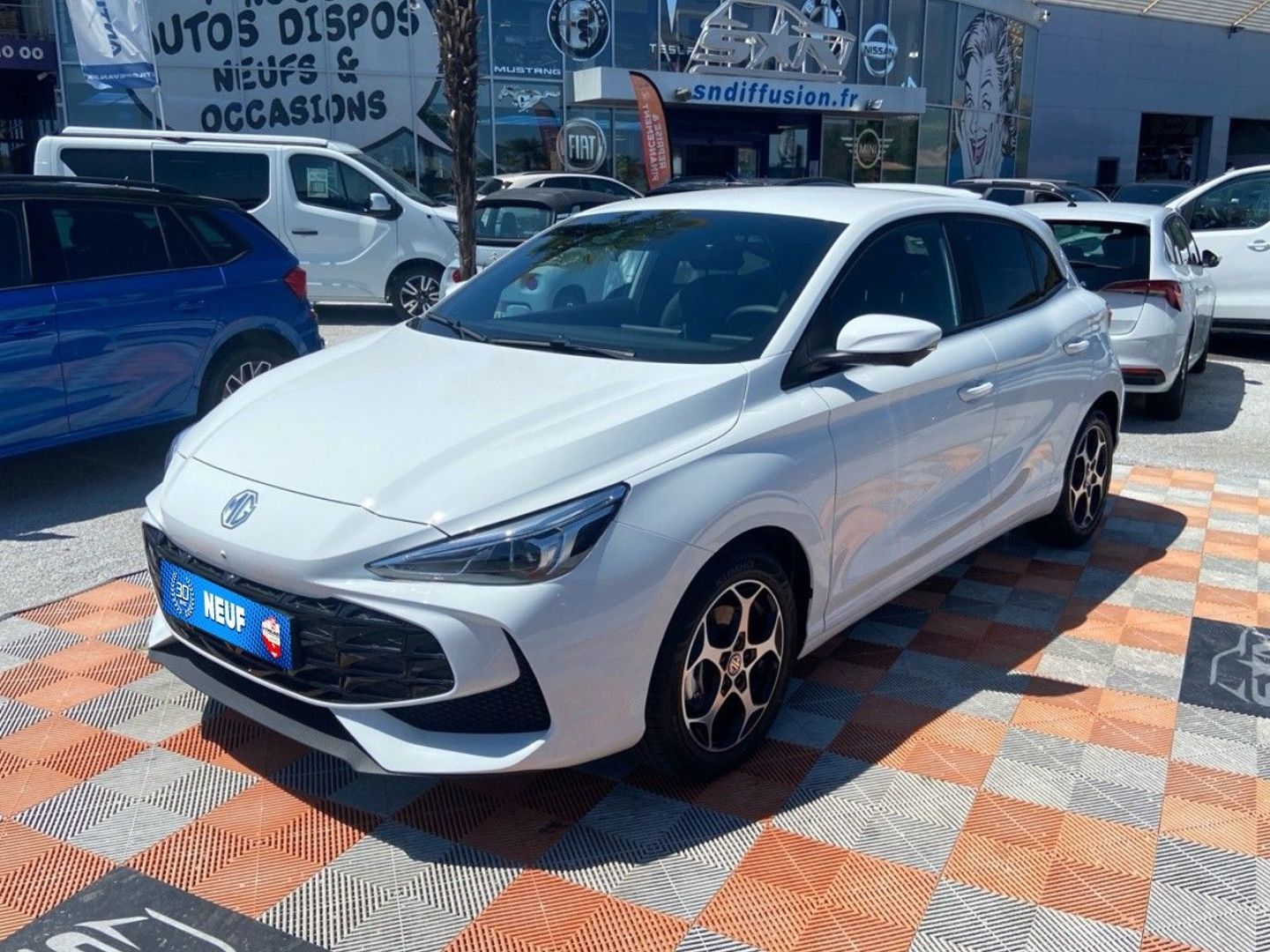 MG MG3 - 1.5 HYBRID + 195 LUXURY GPS CAMÉRA 360° JA 16" (2026)
