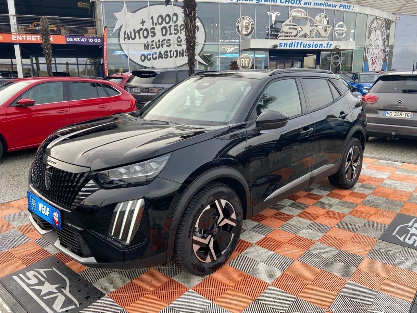 PEUGEOT 2008 - II (2) 1.2 HYBRID 145 GT E-DCS6 GPS CAMÉRA 360° TOIT PACK HIVER (2025)