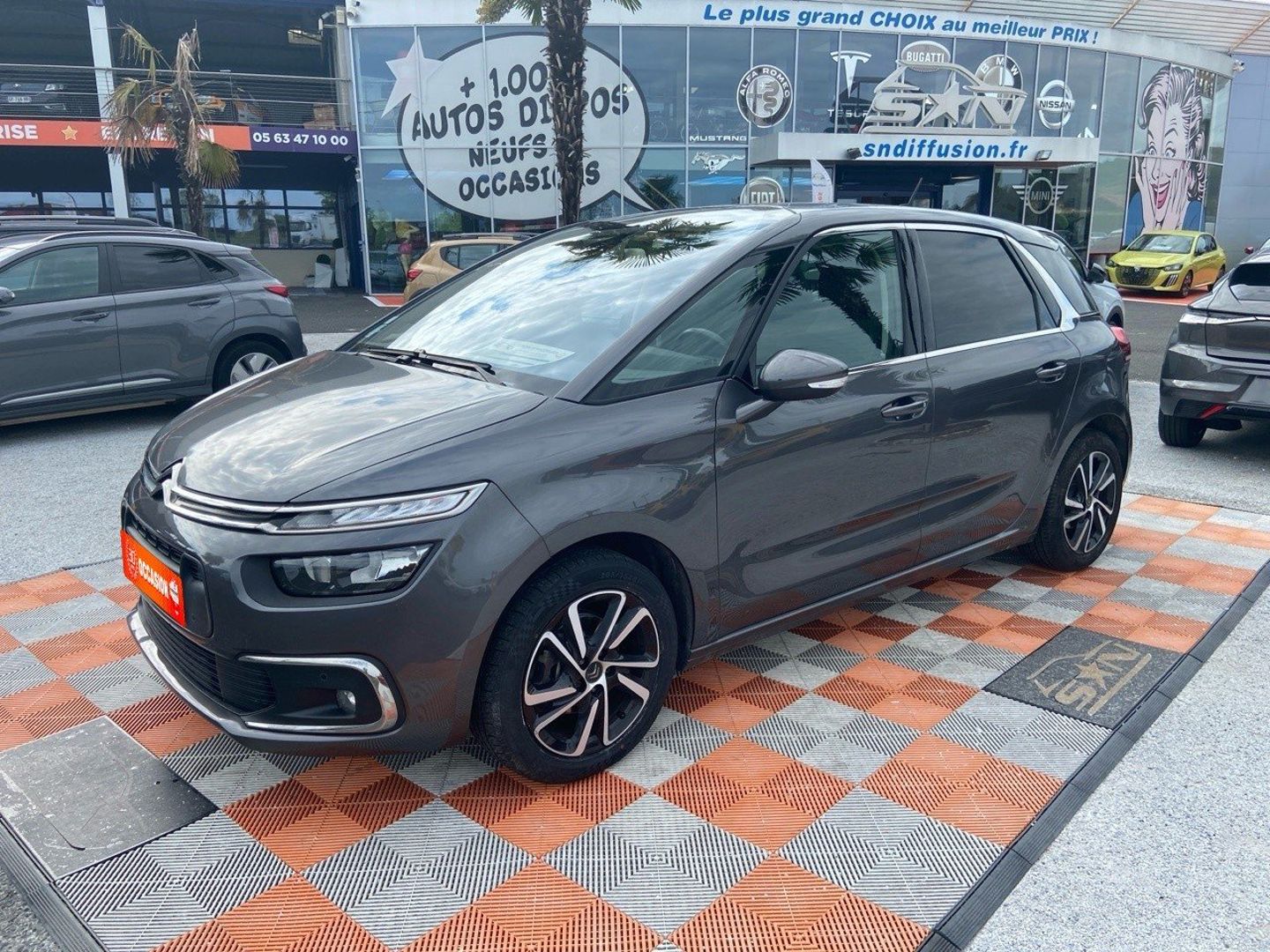 CITROEN C4 SPACETOURER - PURETECH 130 EAT8 FEEL CAMERA JA 17 PACK DRIVE ASSIST (2019)