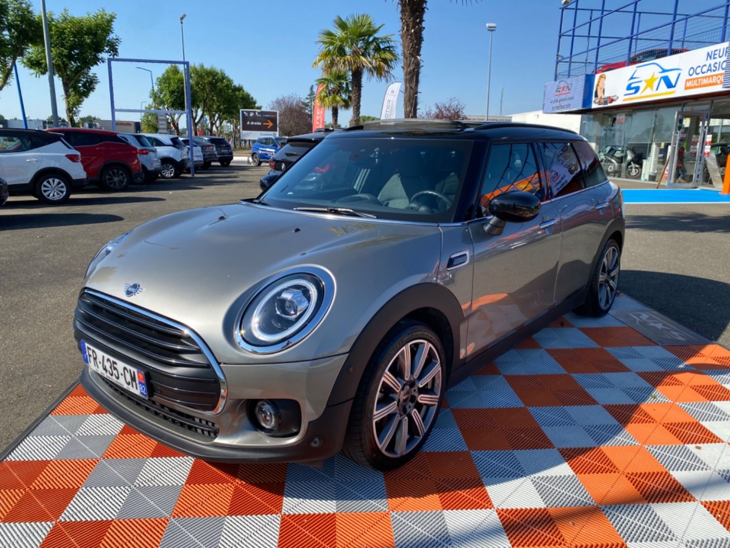 MINI CLUBMAN - COOPER 136 BVA7 CANONBURY JA 18" TOIT (2020)