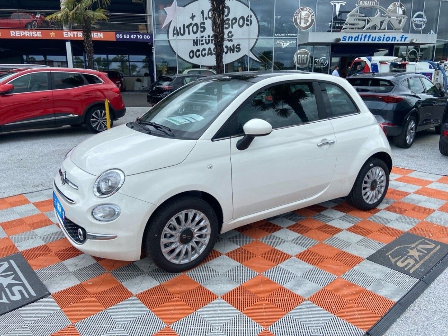 FIAT 500 Hybrid 1.0 BSG 70 DOLCEVITA Toit Pano Clim Auto Radar