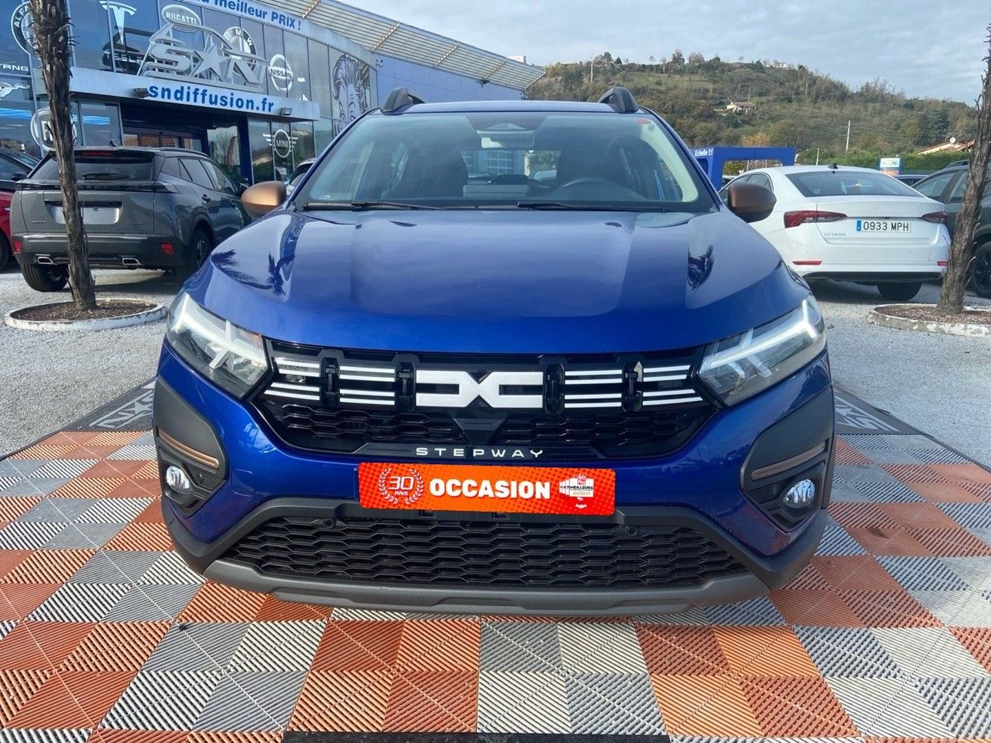 DACIA SANDERO - TCe 110 BV6 STEPWAY EXTREME + GPS Caméra JA 16"