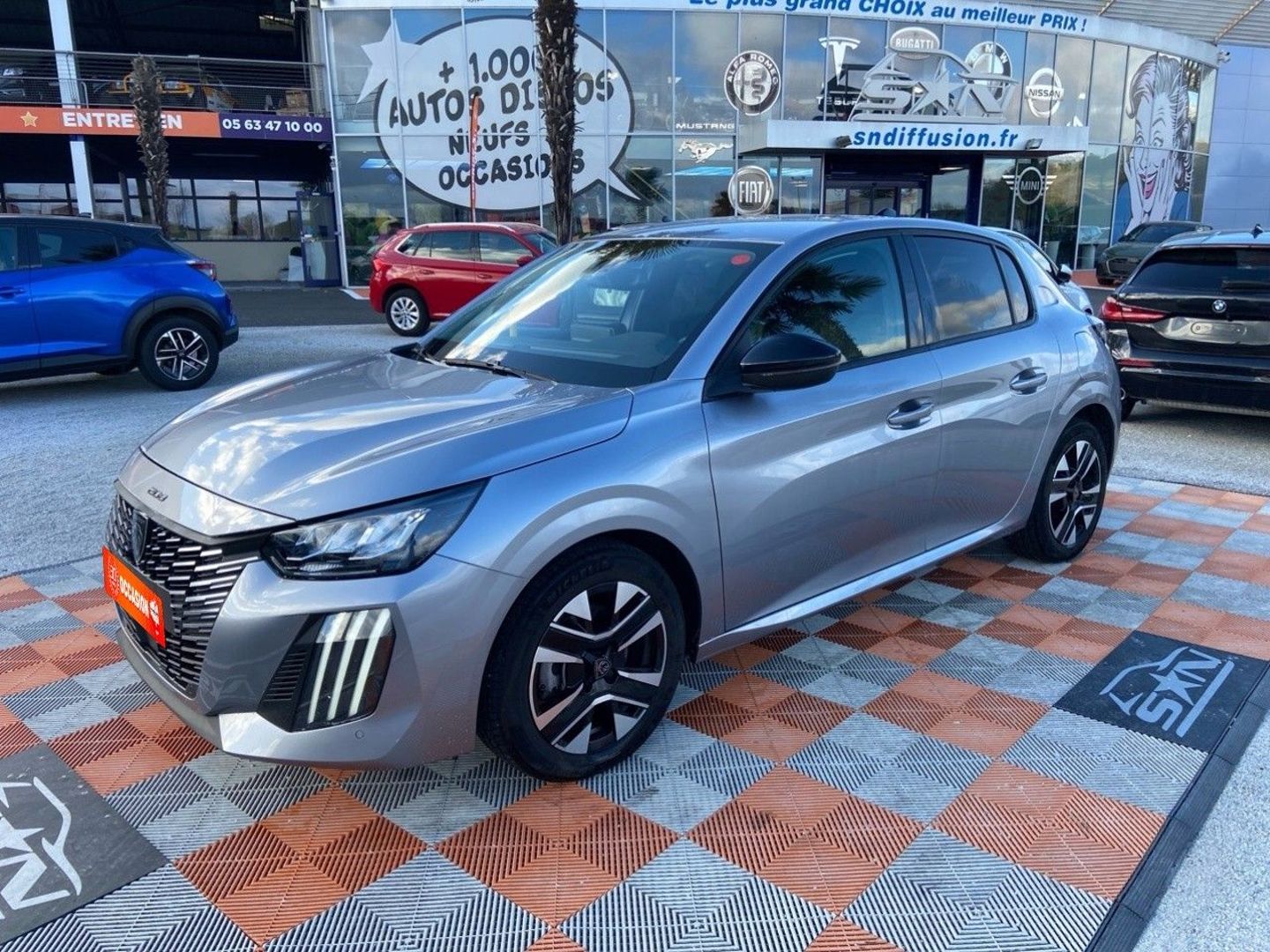 PEUGEOT 208 - 100 BV6 ALLURE RADARS AV-AR ECRAN 10" (2024)